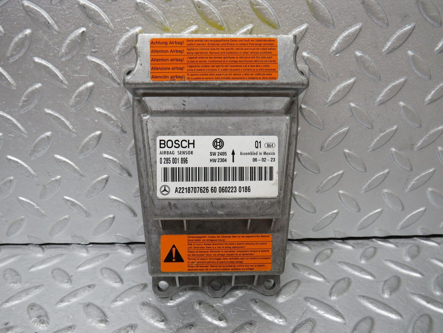 35150 Mercedes-Benz W221 Airbag Crash Sensor 2218707626 0285001896