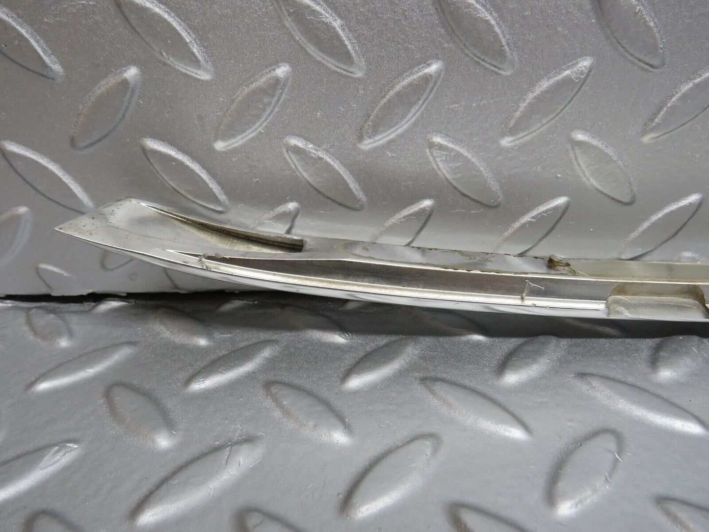 40203 Mercedes-Benz R107 Hardtop Roof Chrome Right Side