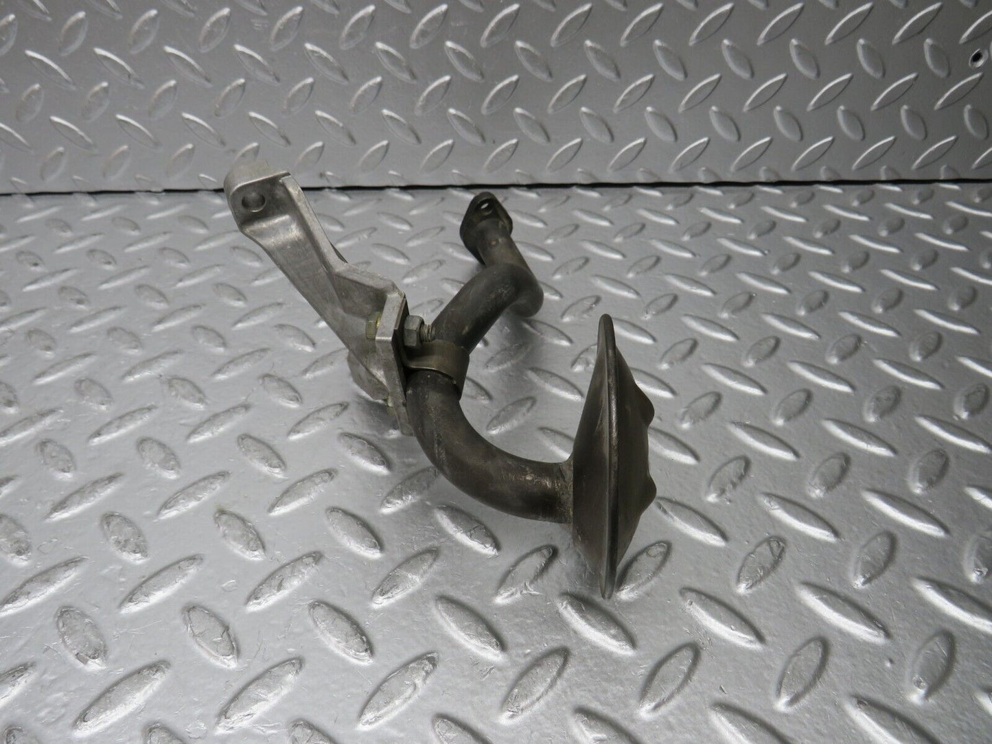 30123 Porsche 924 Oil Pump Filter 047115267