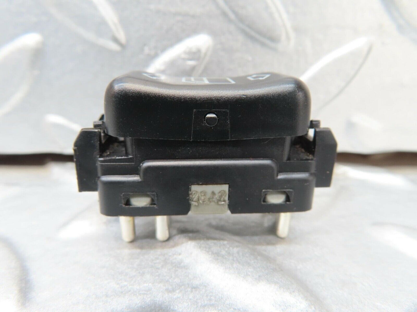 16388 Mercedes-Benz W124 260E Front Left Electric Window Switch 1248208910
