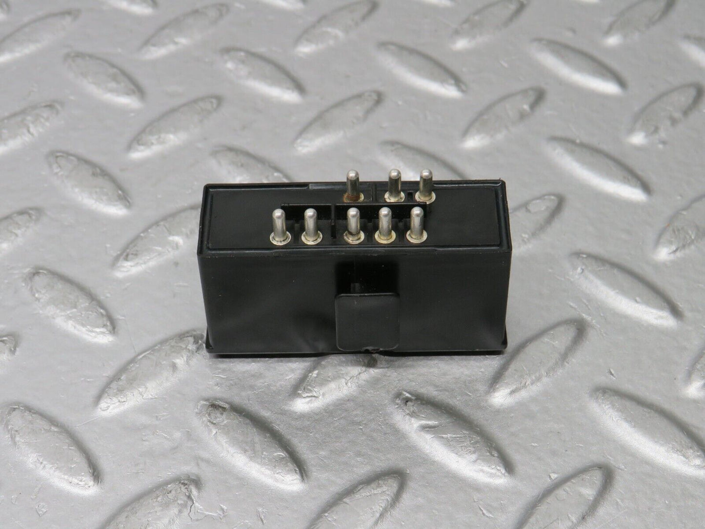 38395 Mercedes-Benz R129 280SL Coupe Left Seat Locking Relay 1298210047
