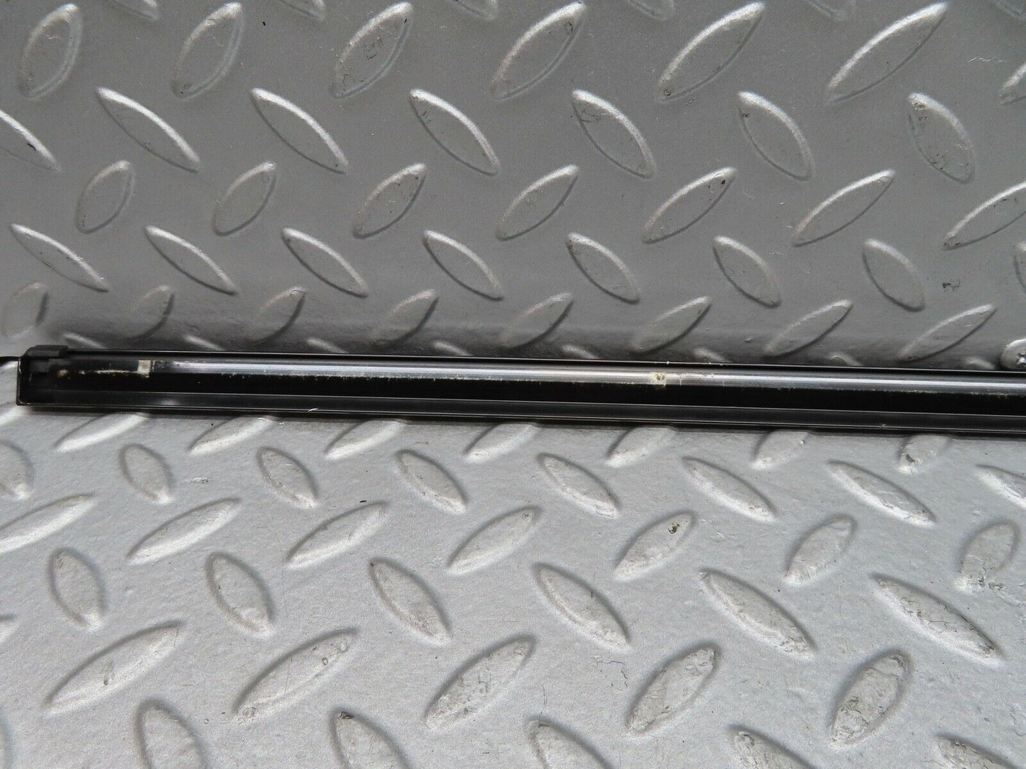 17378 Mercedes-Benz R129 300SL Coupe Right Door Chrome Trim