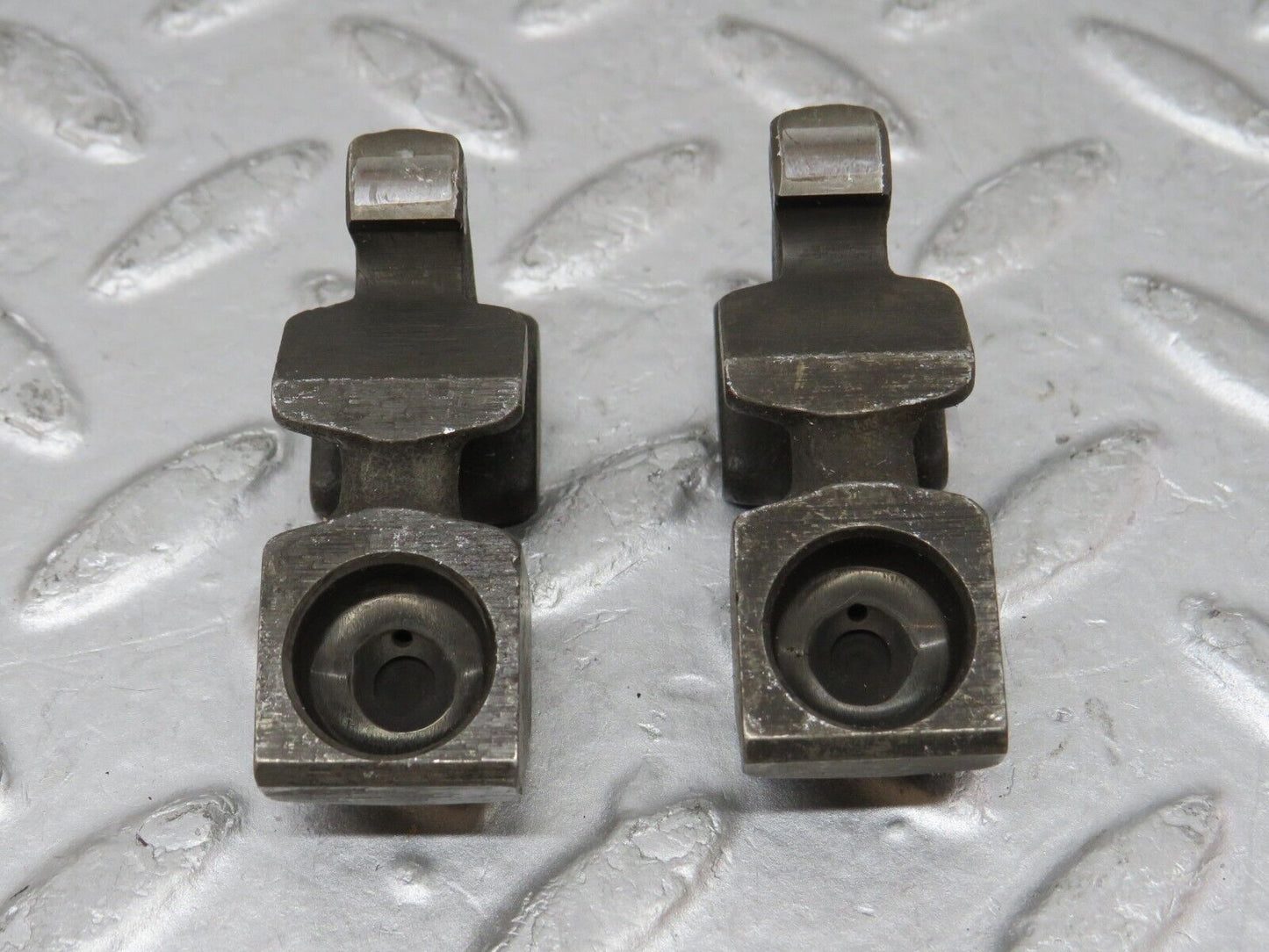 35641 Mercedes-Benz R107 280SL Coupe Valve Rocker Arm With Spring And Tappet
