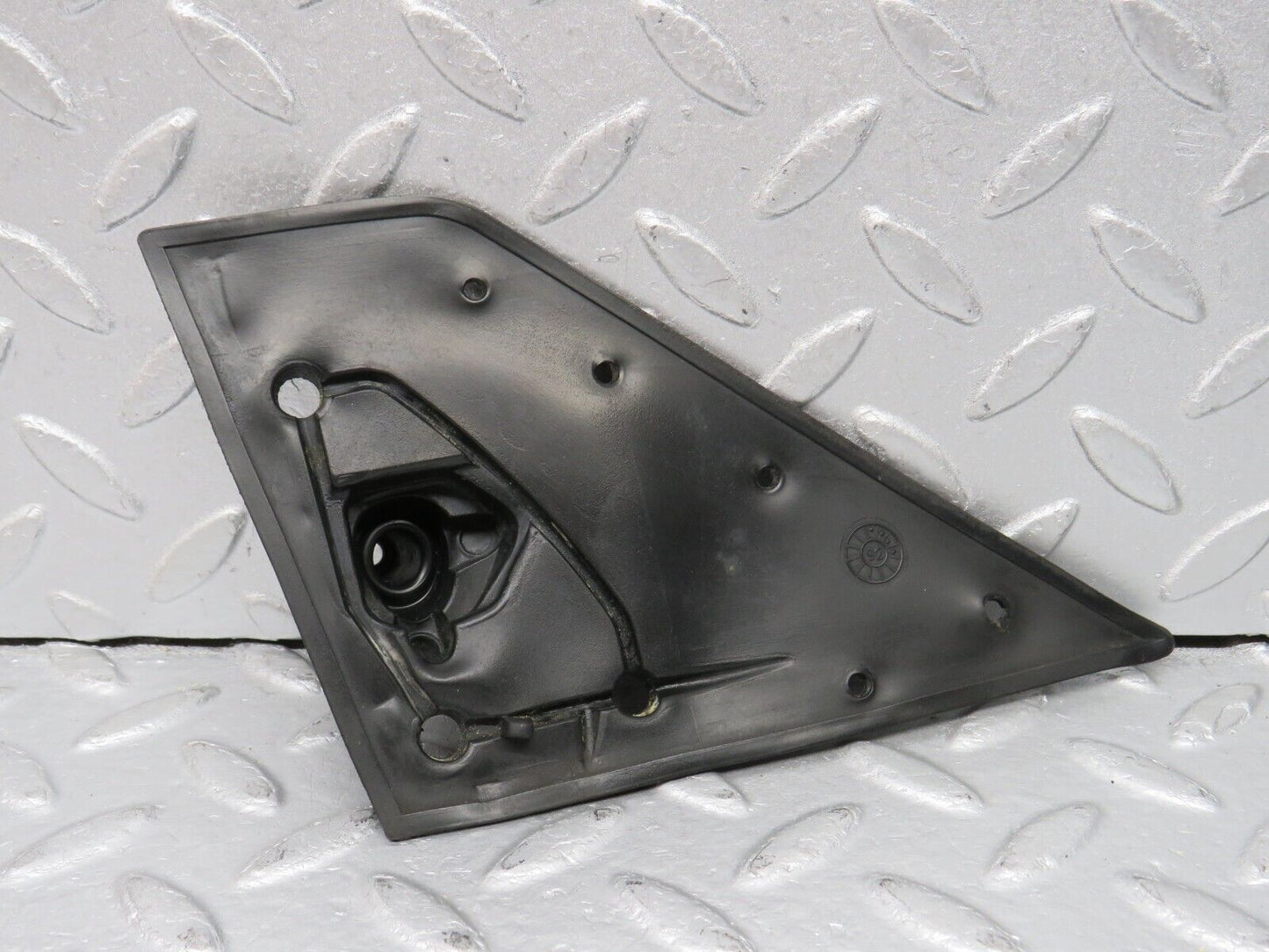 38868 Mercedes-Benz W201 190E 2.6L Wing Mirror Rubber Seal Right 1248110298