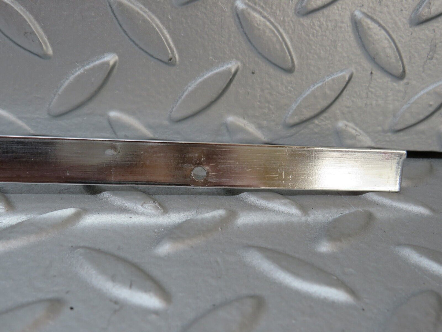 35942 Mercedes-Benz W108 Dashboard Chrome Trim