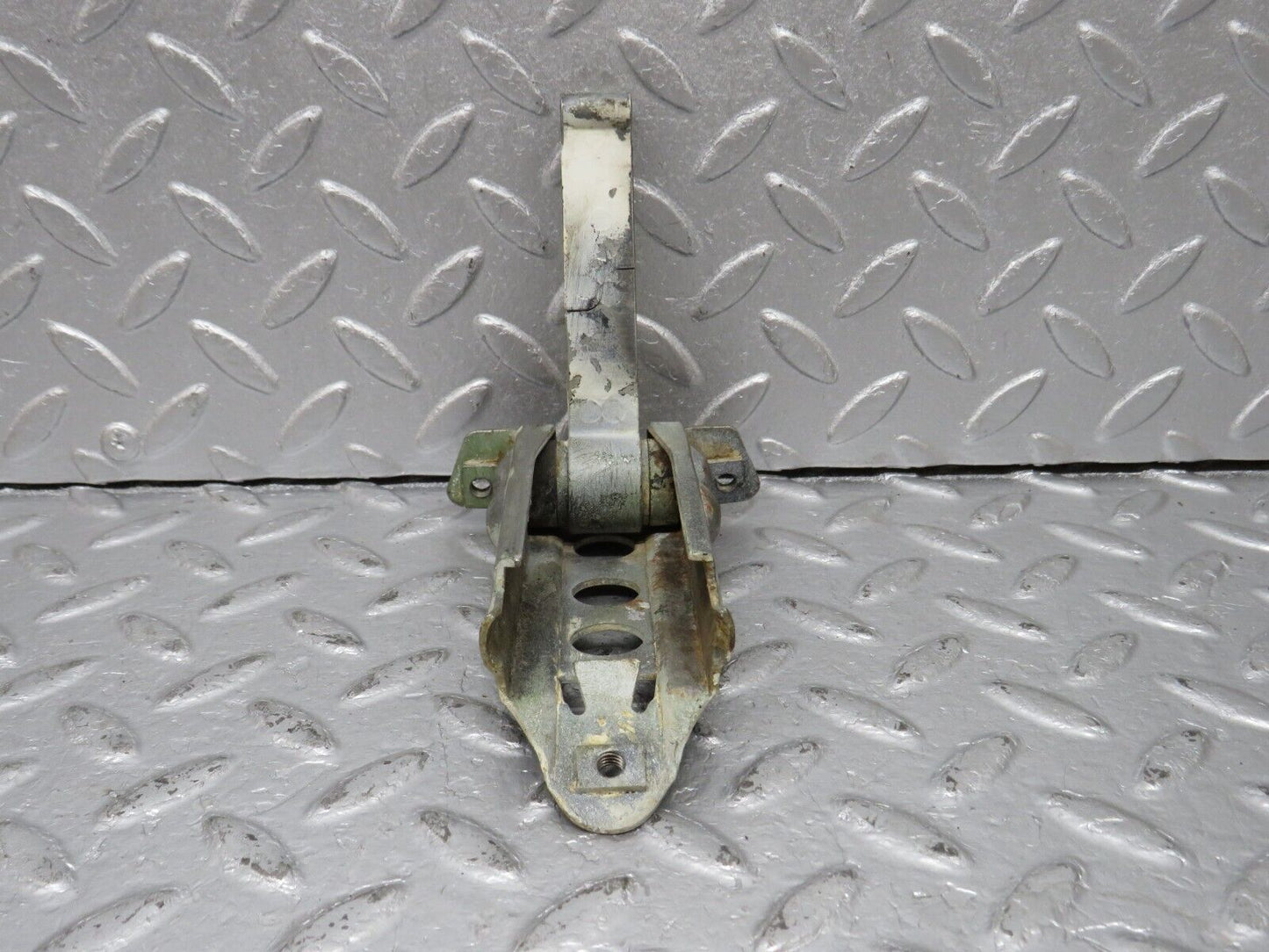 40591 Mercedes-Benz W123 300D Door Safety Check Strap