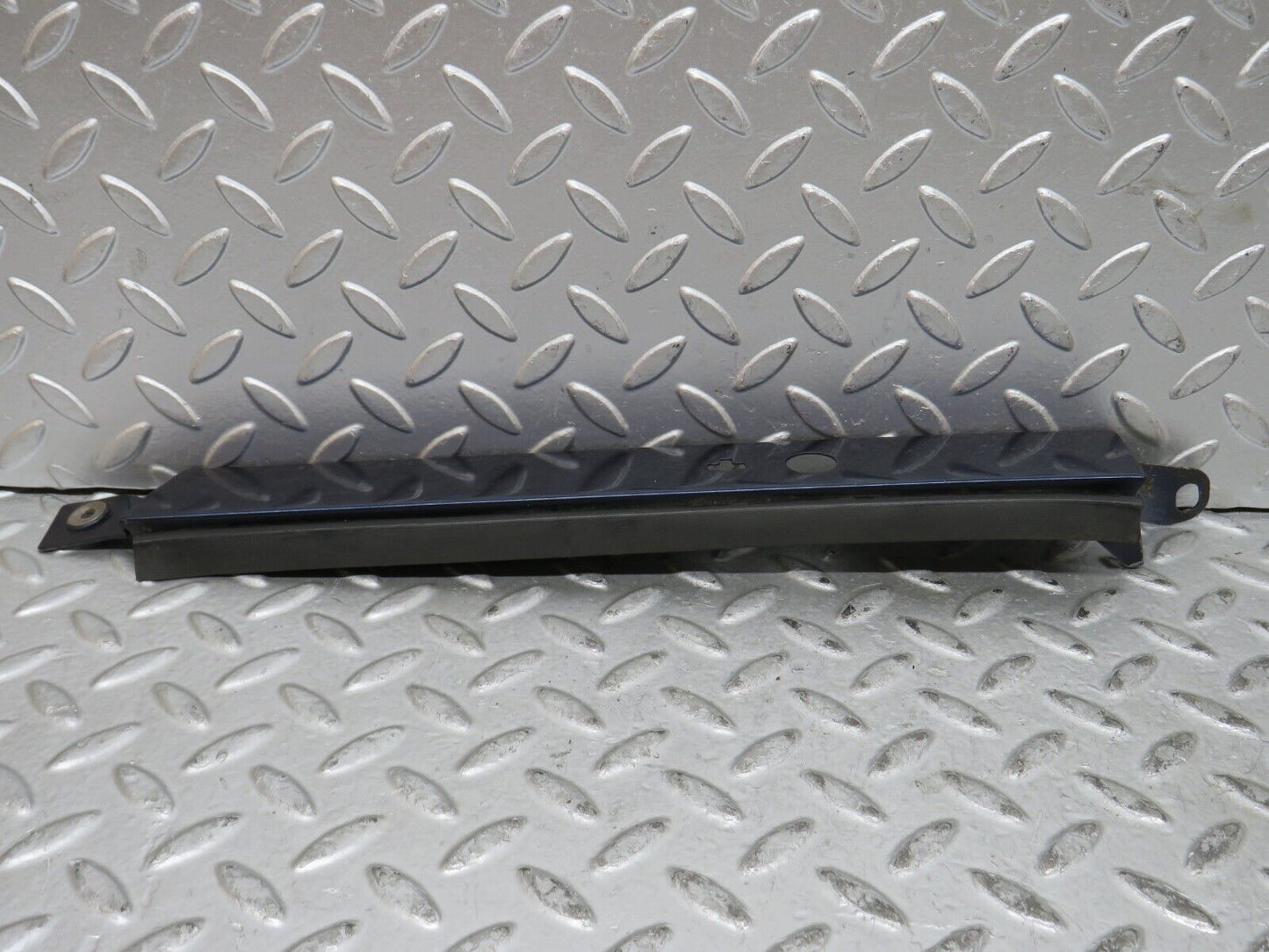 29089 Mercedes-Benz C124 320CE Coupe Under Headlight Trim Left Side