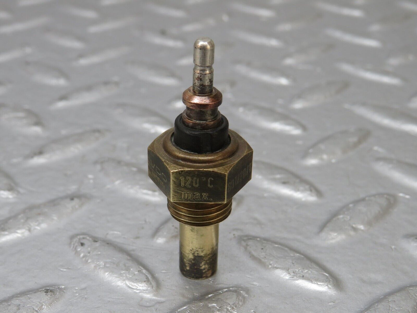 34497 Mercedes-Benz C126 380SEC Coolant Temperature Sensor VDO 0055421017