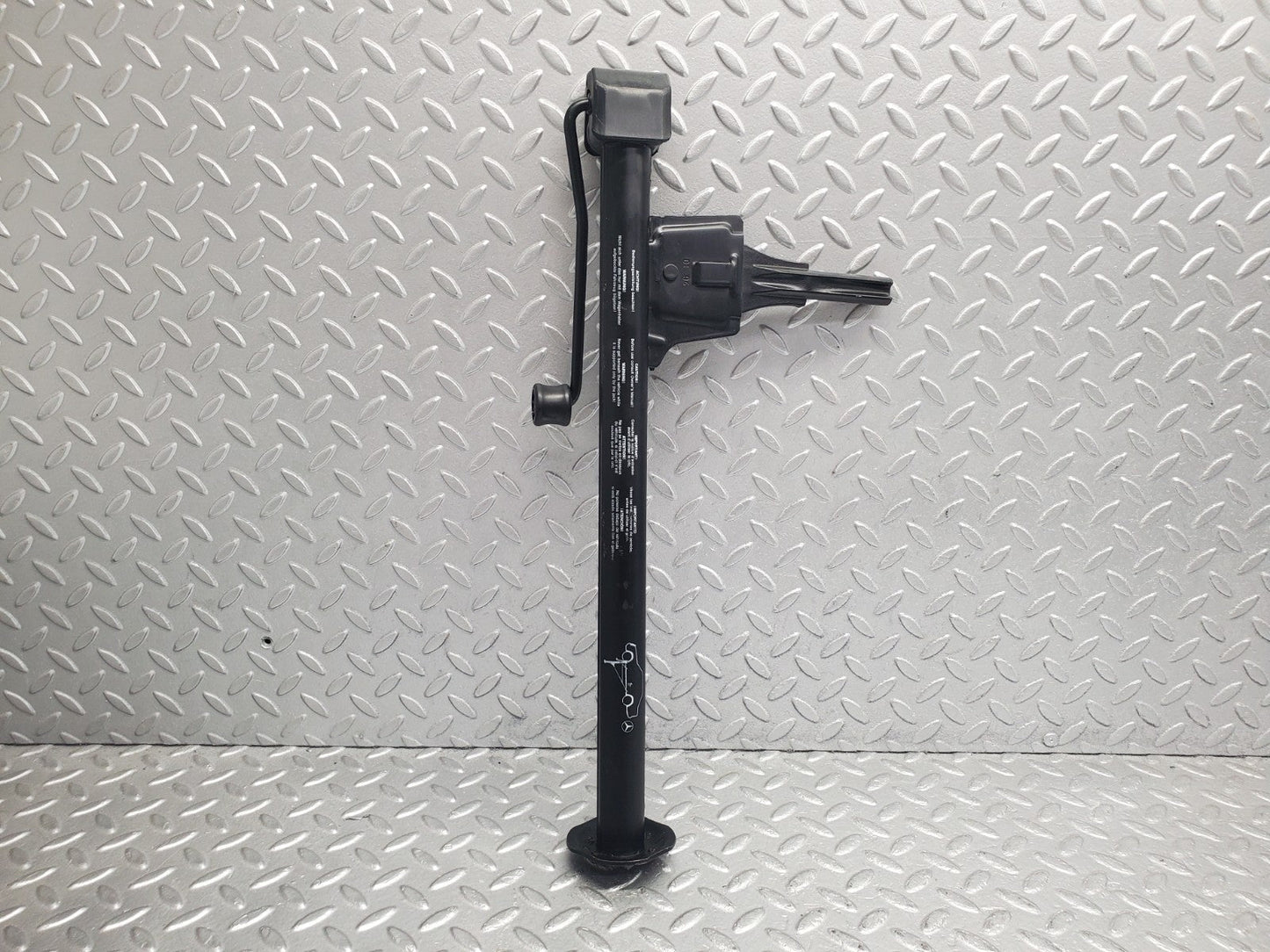 W124 Wagon car jack used OEM