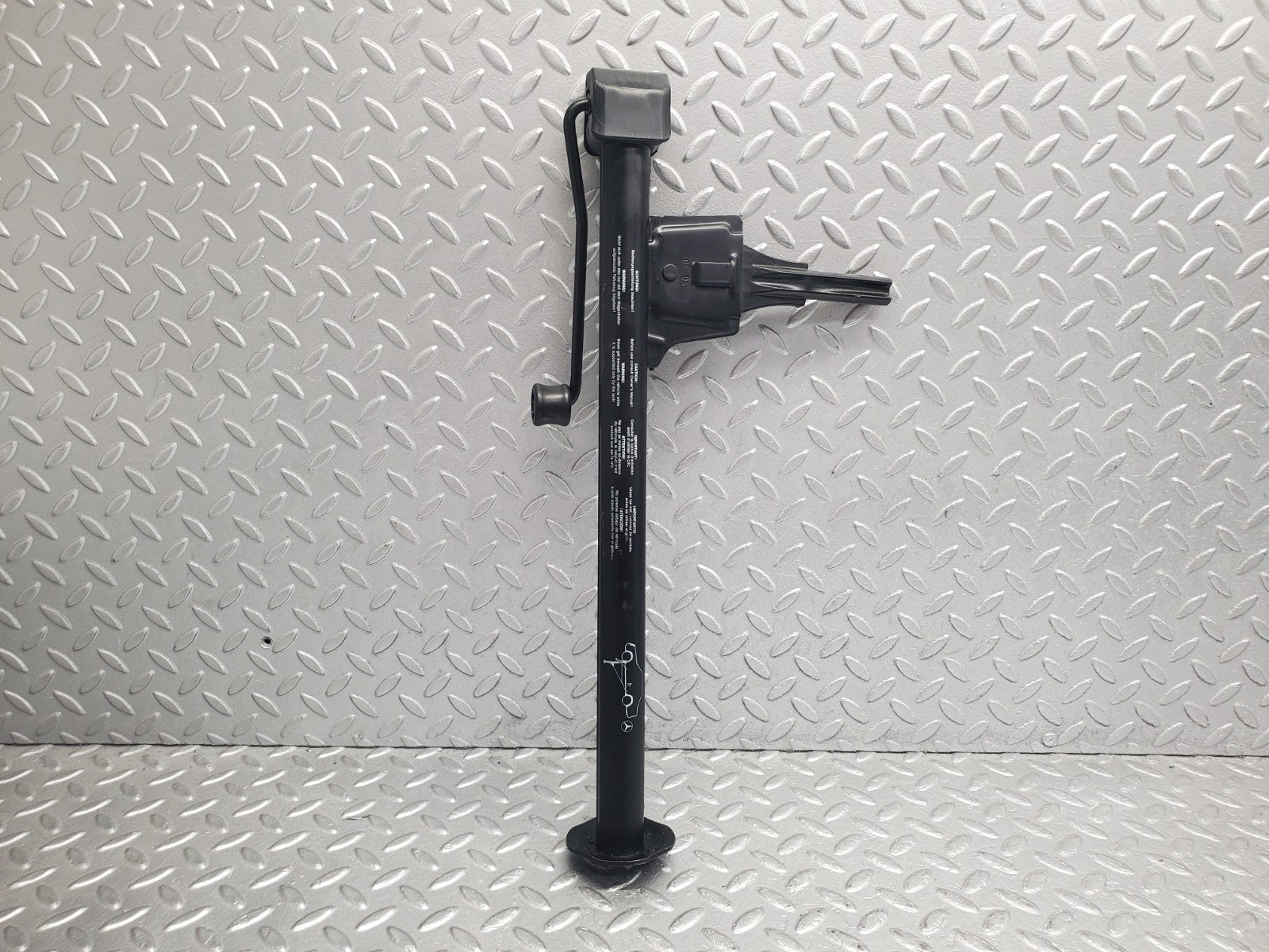 W124 Wagon car jack used OEM