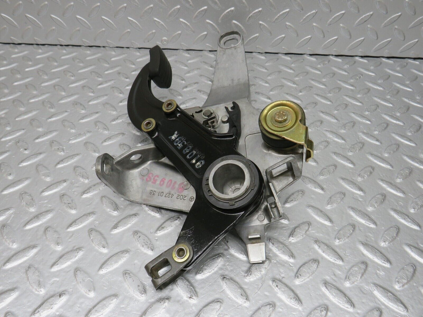 33268 Mercedes-Benz W202 C180 Parking Brake Pedal 2024270136 2024270101