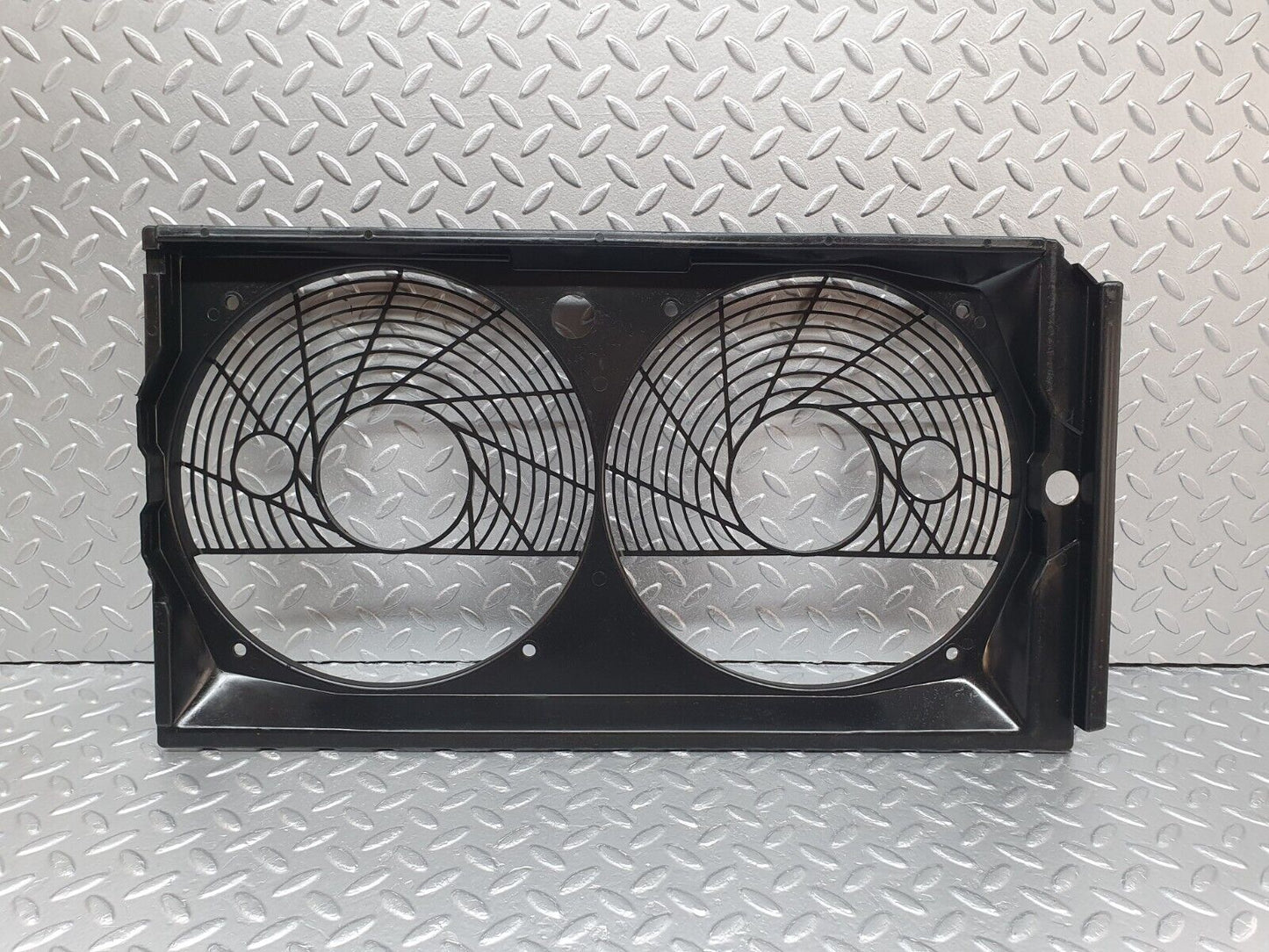 42190 Mercedes-Benz R129 320SL Coupe Radiator Fan Shroud Cover 1295050555
