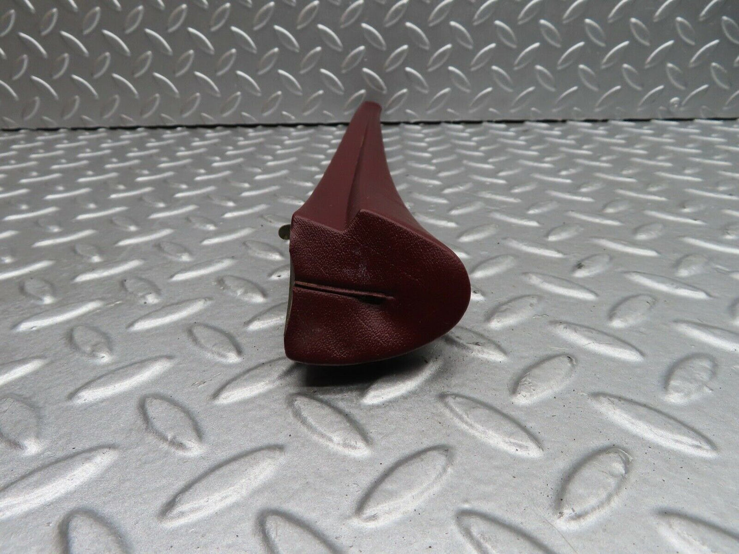21422 Mercedes-Benz W126 300SE Front Left Door Interior Trim Burgundy Red