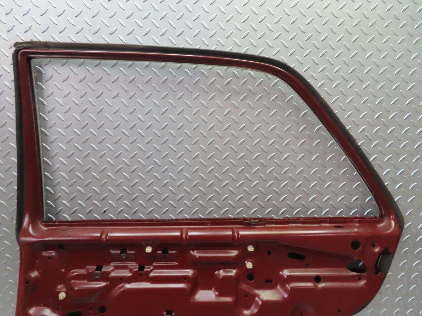 19184 Mercedes-Benz W123 300D Rear Right Door