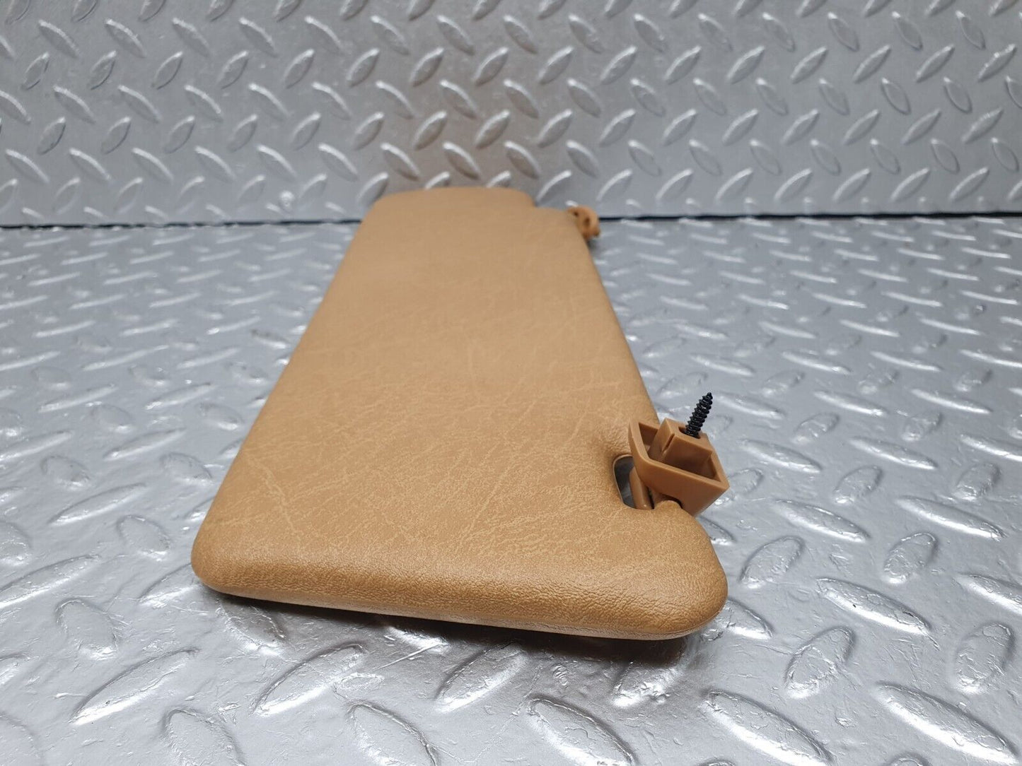 41393 Mercedes-Benz W124 200E Sun Visor Right Side Palomino