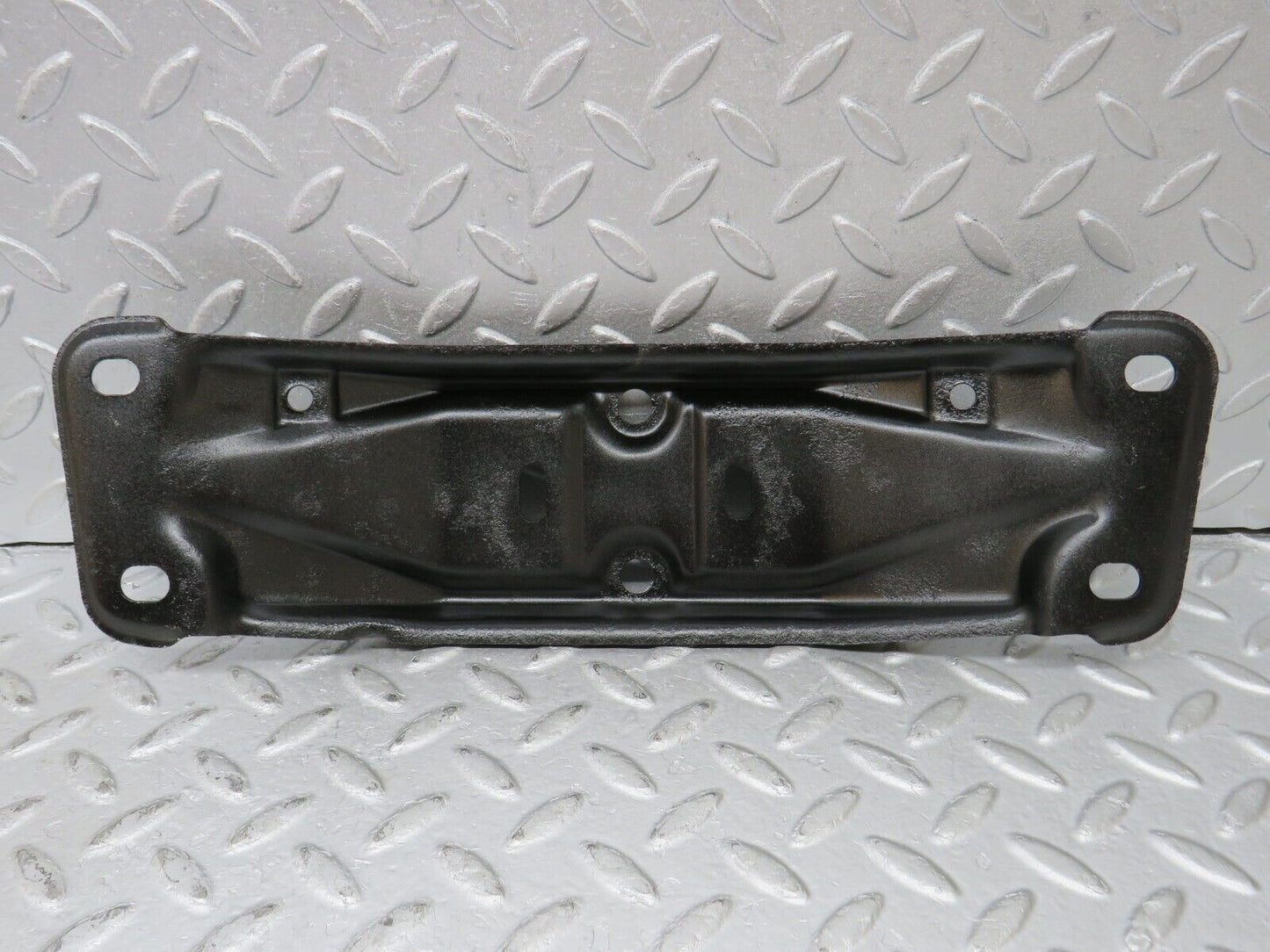 36344 Mercedes-Benz W126 420SE Gearbox Mount Bracket