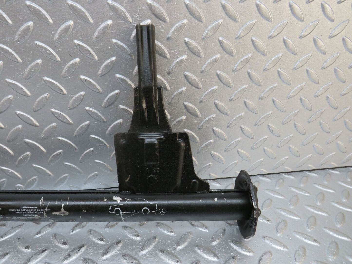 32730 Mercedes-Benz W124 Car Jack 1245830315