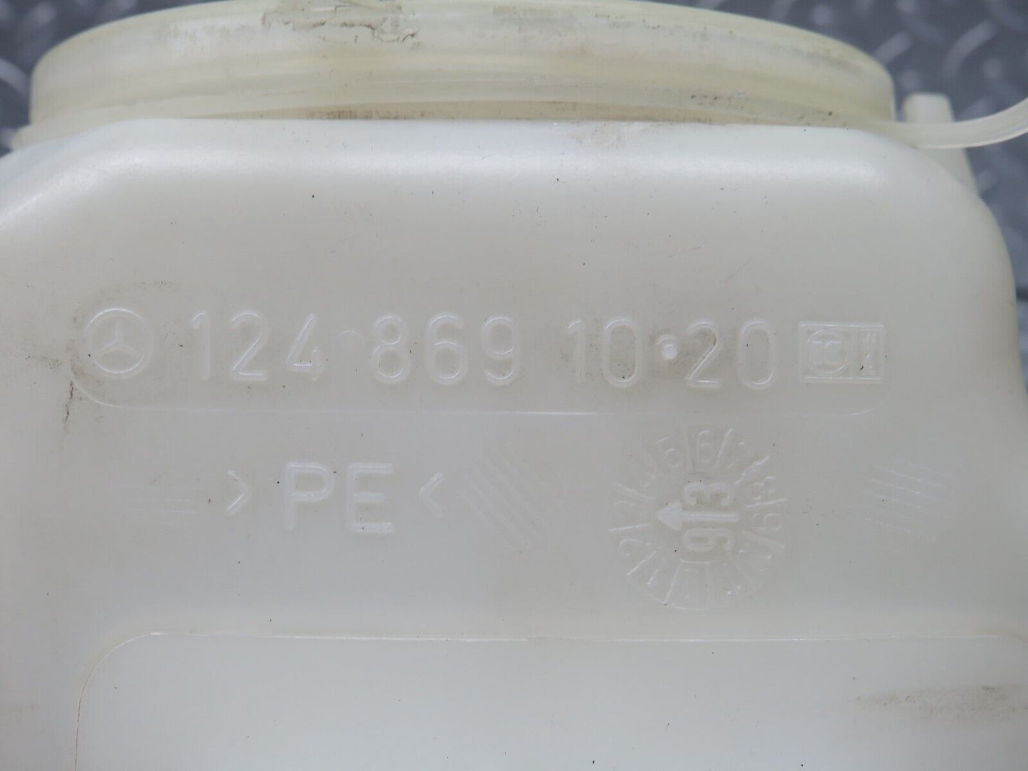 31185 Mercedes-Benz S124 220TE Windscreen Washer Fluid Reservoir 1248691020