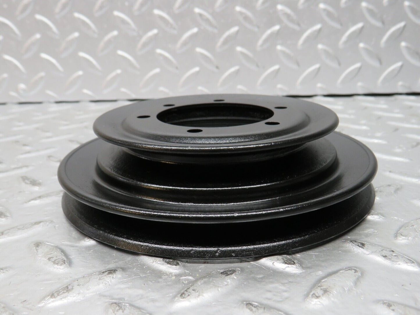 32020 Mercedes-Benz W123 230E Crankshaft Pulley 1020320404