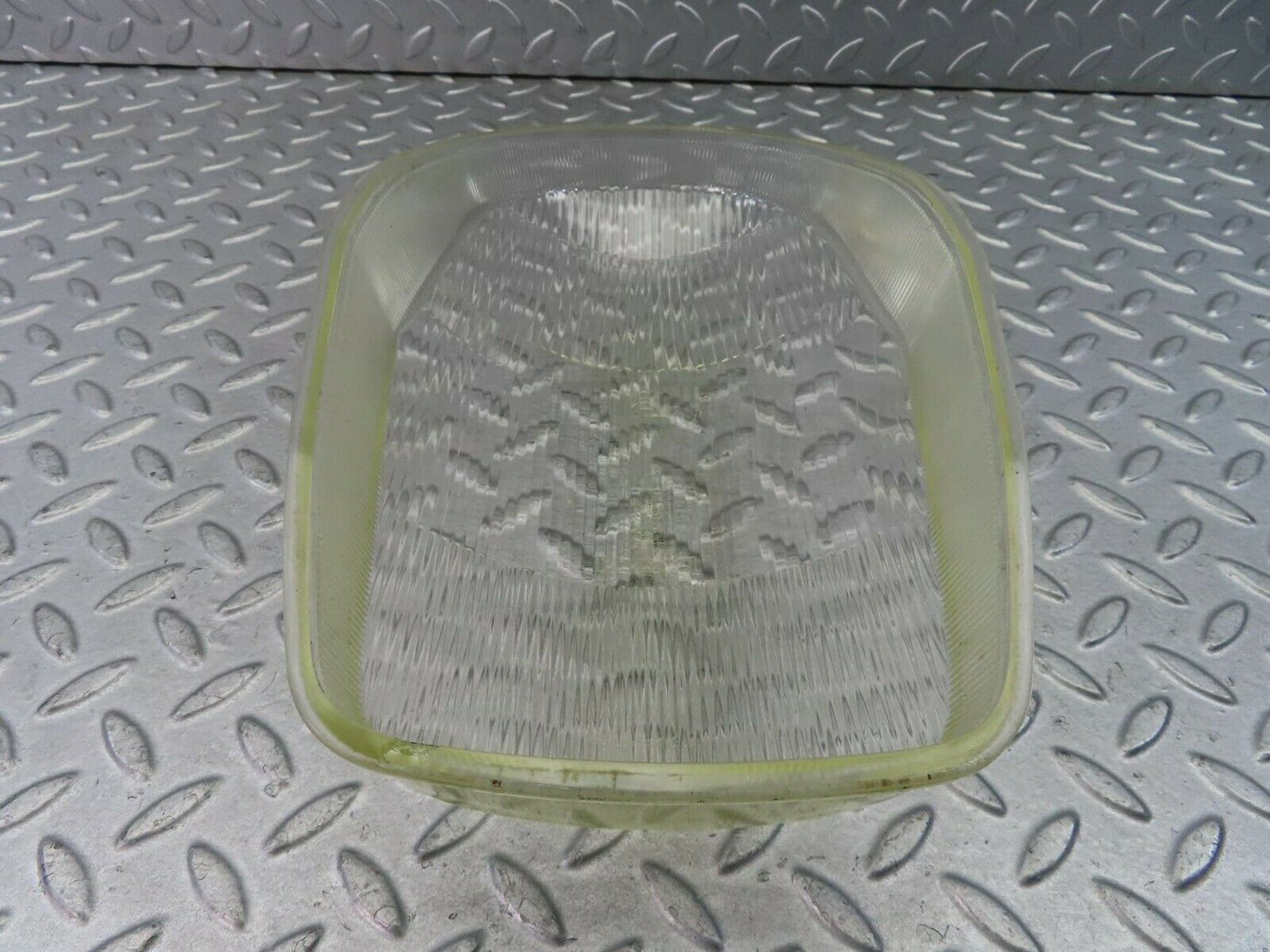 8601 Mercedes-Benz W108 Headlight Lens 1305630023