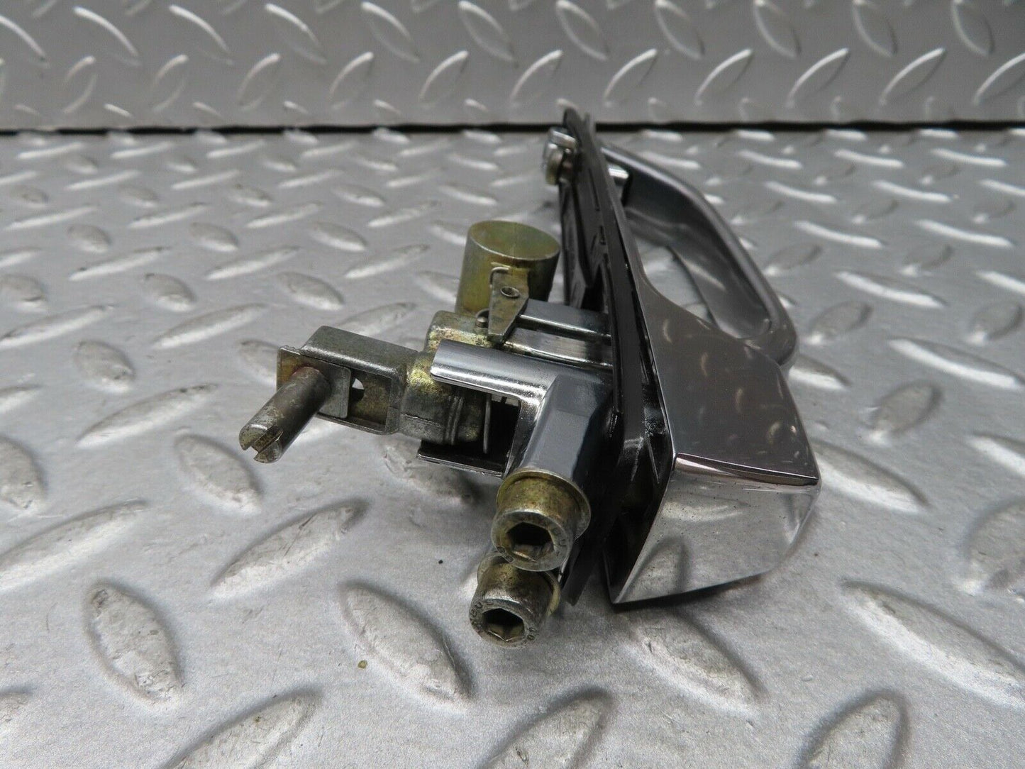 17694 Mercedes-Benz W116 450SEL Exterior Chrome Door Handle Rear Right
