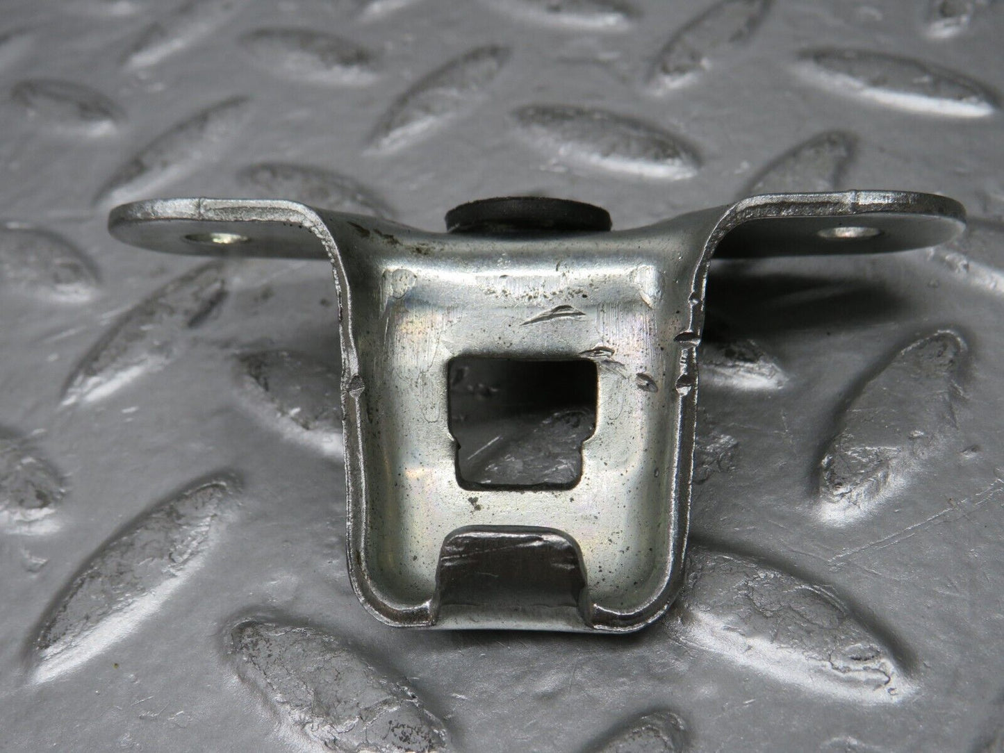 29711 Mercedes-Benz W123 230E Trunk Lock Latch 1237580150