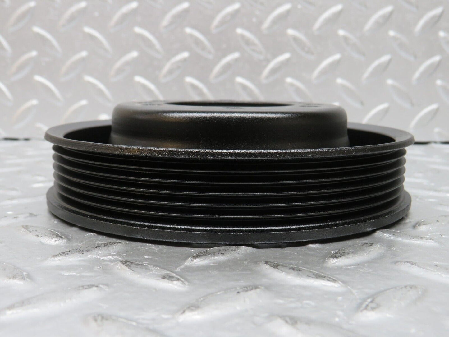 32655 Mercedes-Benz S124 300TE Wagon Crankshaft Pulley 6030320204
