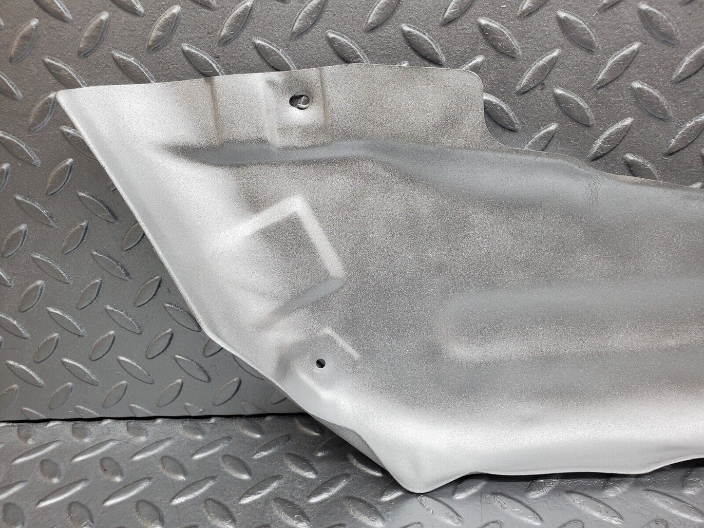 45907 Mercedes-Benz W126 420SE Exhaust Heat Shield