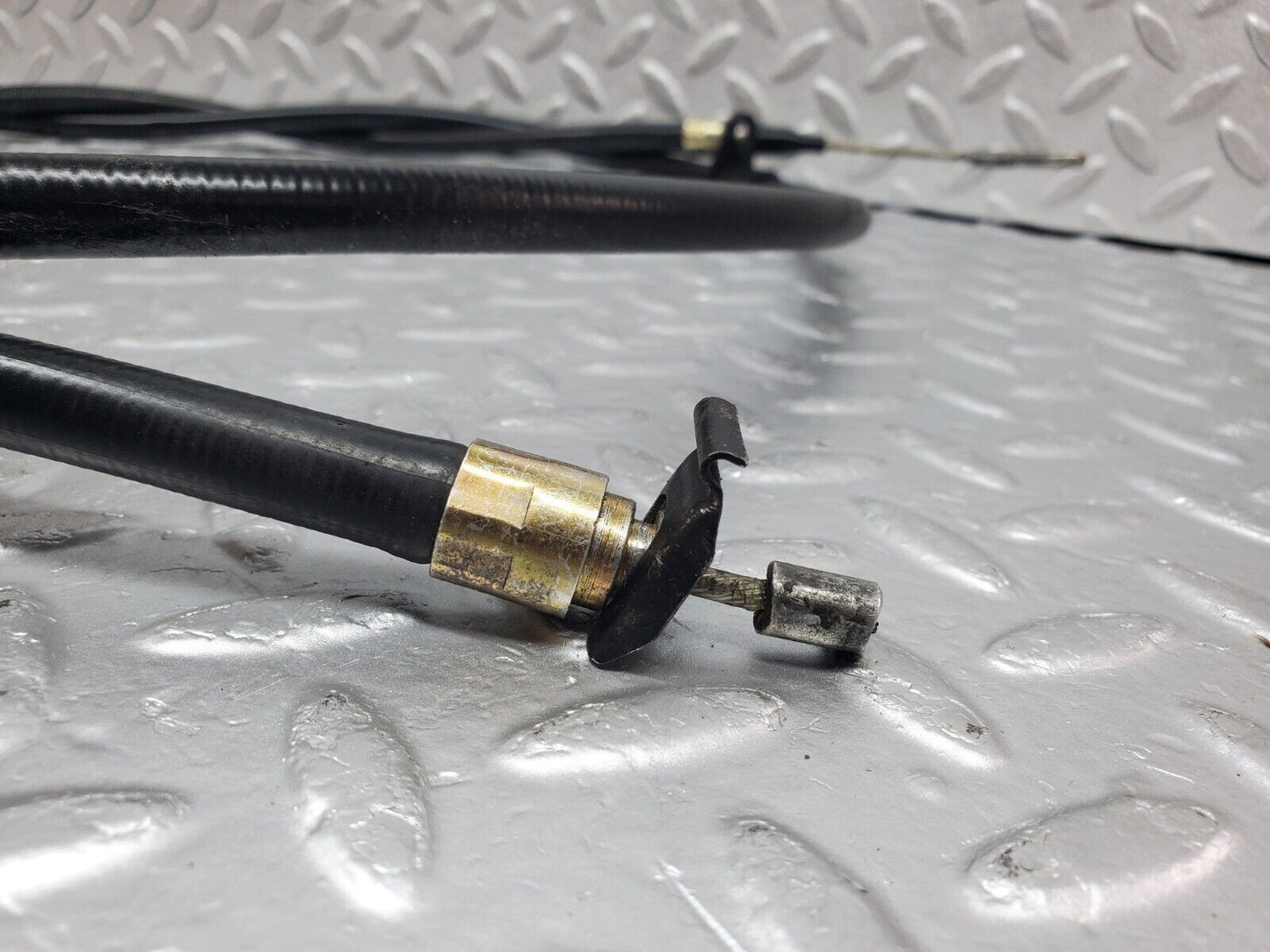 45805 Mercedes-Benz W126 420SE Handbrake Cable 1264202385