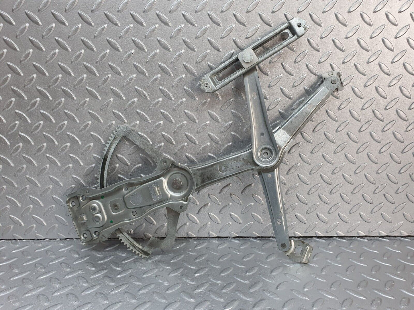 41939 Mercedes-Benz W202 C200 Front Right Power Window Regulator