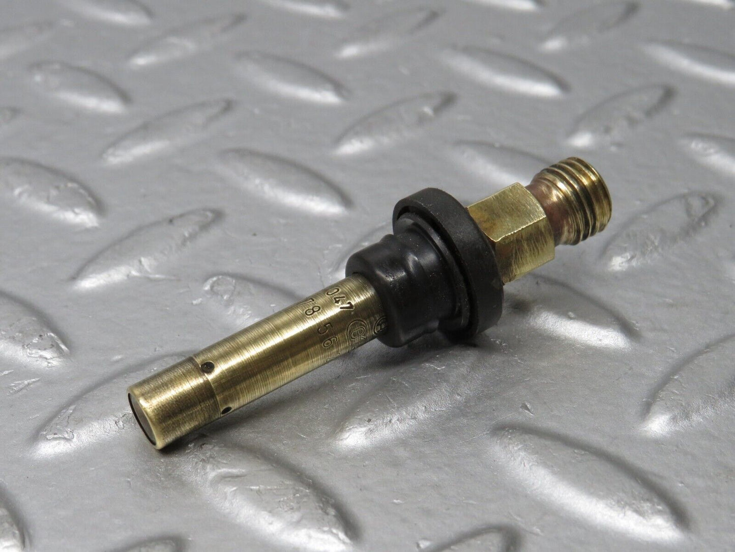 38903 Mercedes-Benz W201 190E 2.6L Fuel Injector Bosch 0000785623 0437502047
