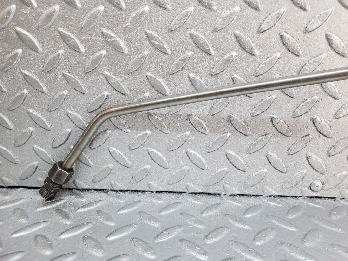 45375 Mercedes-Benz 280E M110.983 EGR Valve Hose Pipe