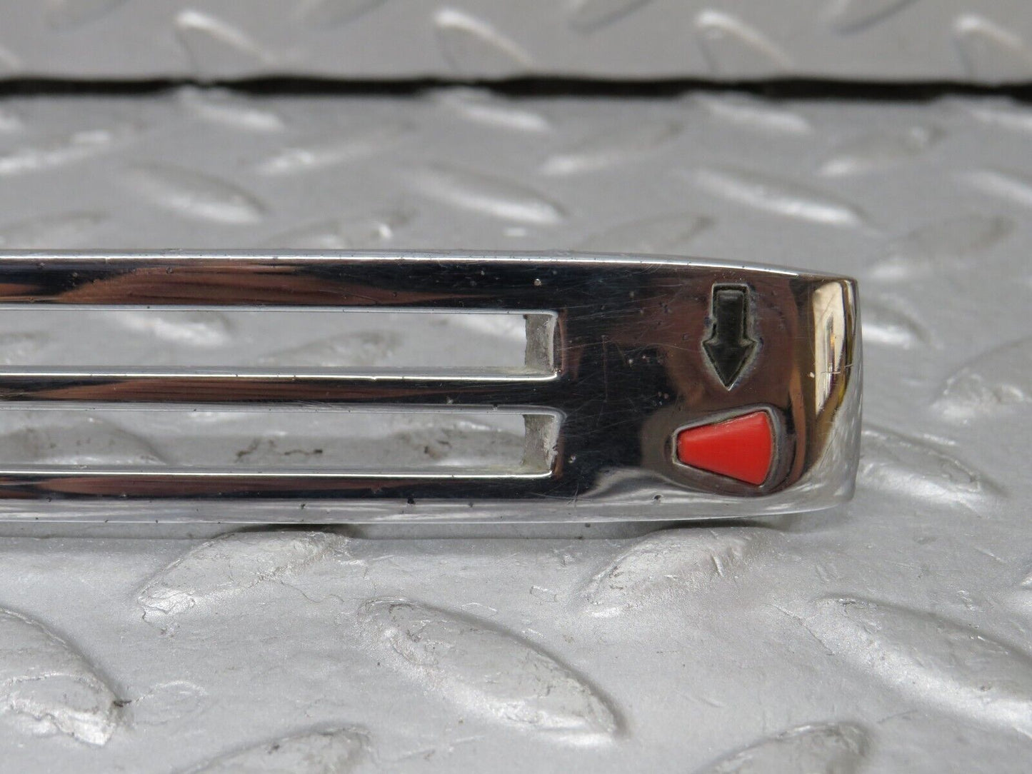 35826 Mercedes-Benz W108 Dash Centre Heater Control Chrome