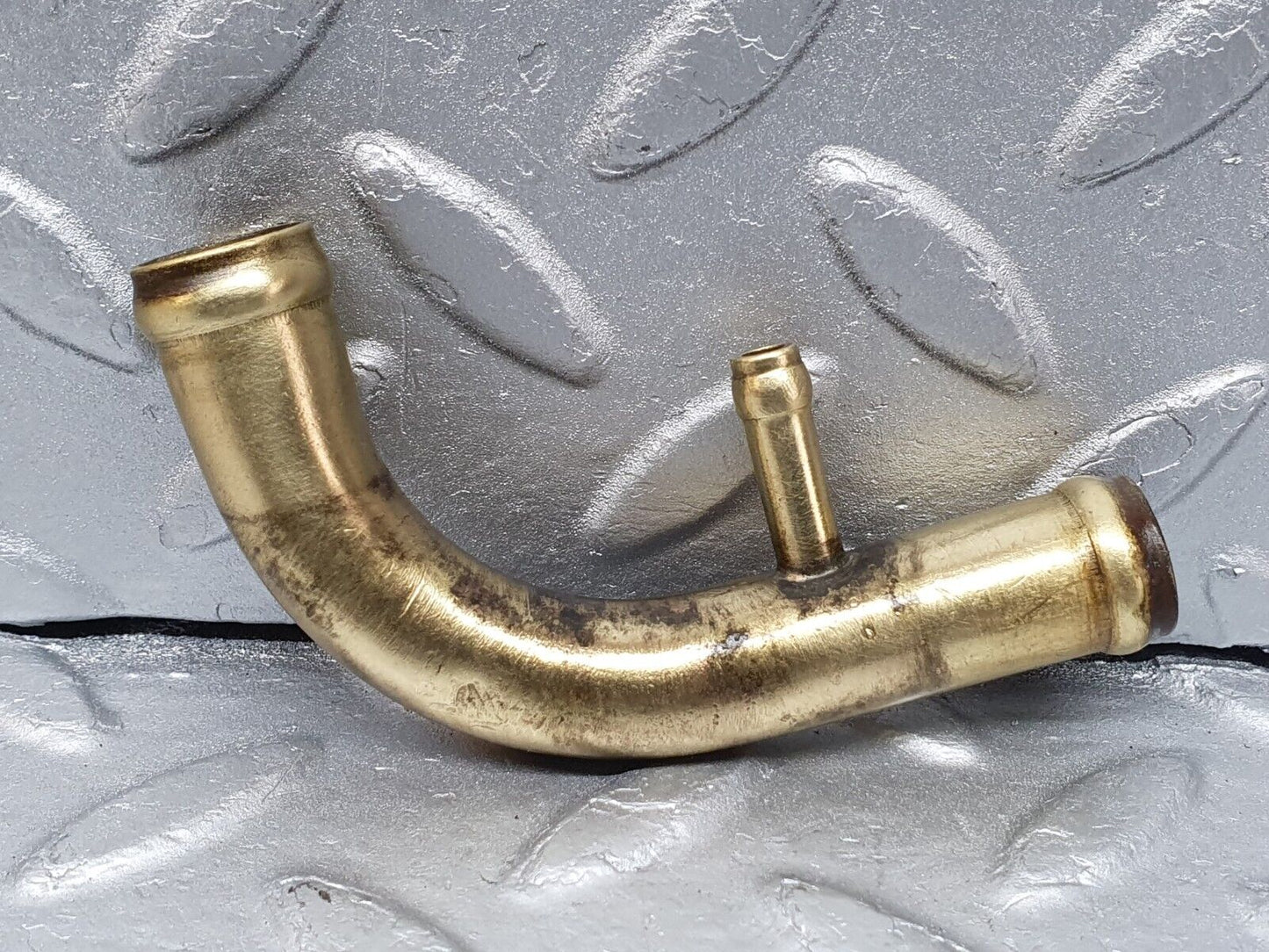 41038 Mercedes-Benz W126 300SE Fuel Pipe