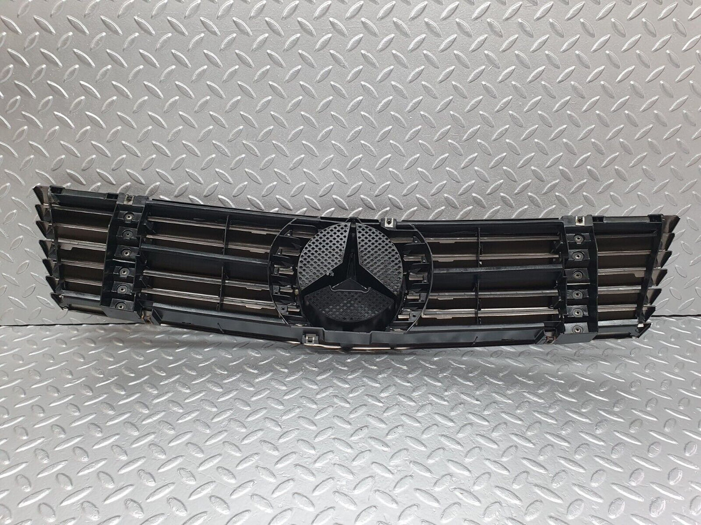 42175 Mercedes-Benz R129 320SL Coupe Bonnet Grill 1298800185