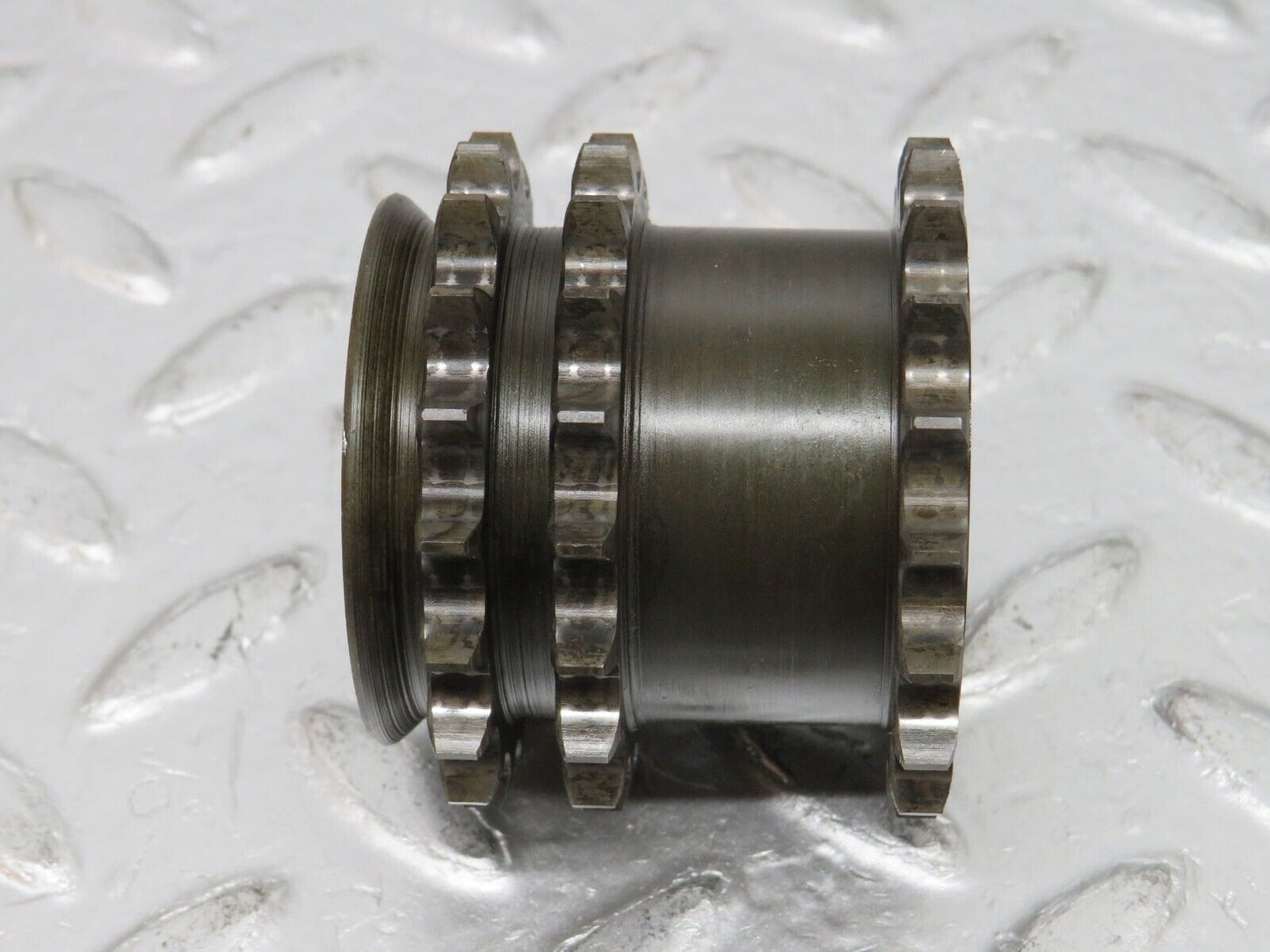 32763 Mercedes-Benz C107 R107 350 V8 Crankshaft Timing Gear