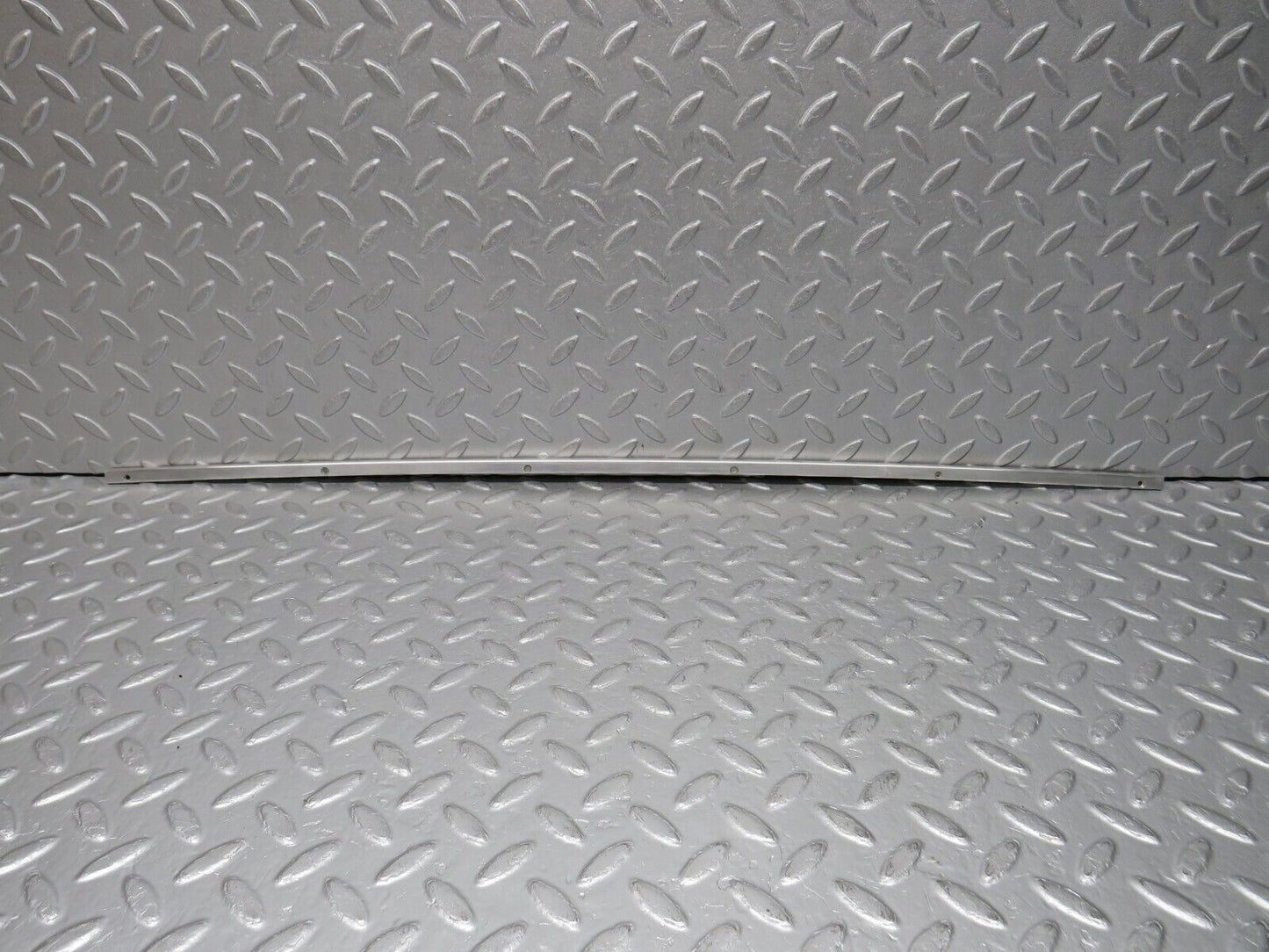 38869 Mercedes-Benz W201 190E 2.6L Sunroof Chrome Trim
