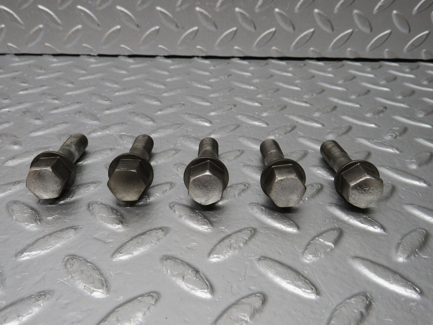 32640 Mercedes-Benz 5x Alloy Wheel Lug Bolt M12x1.5