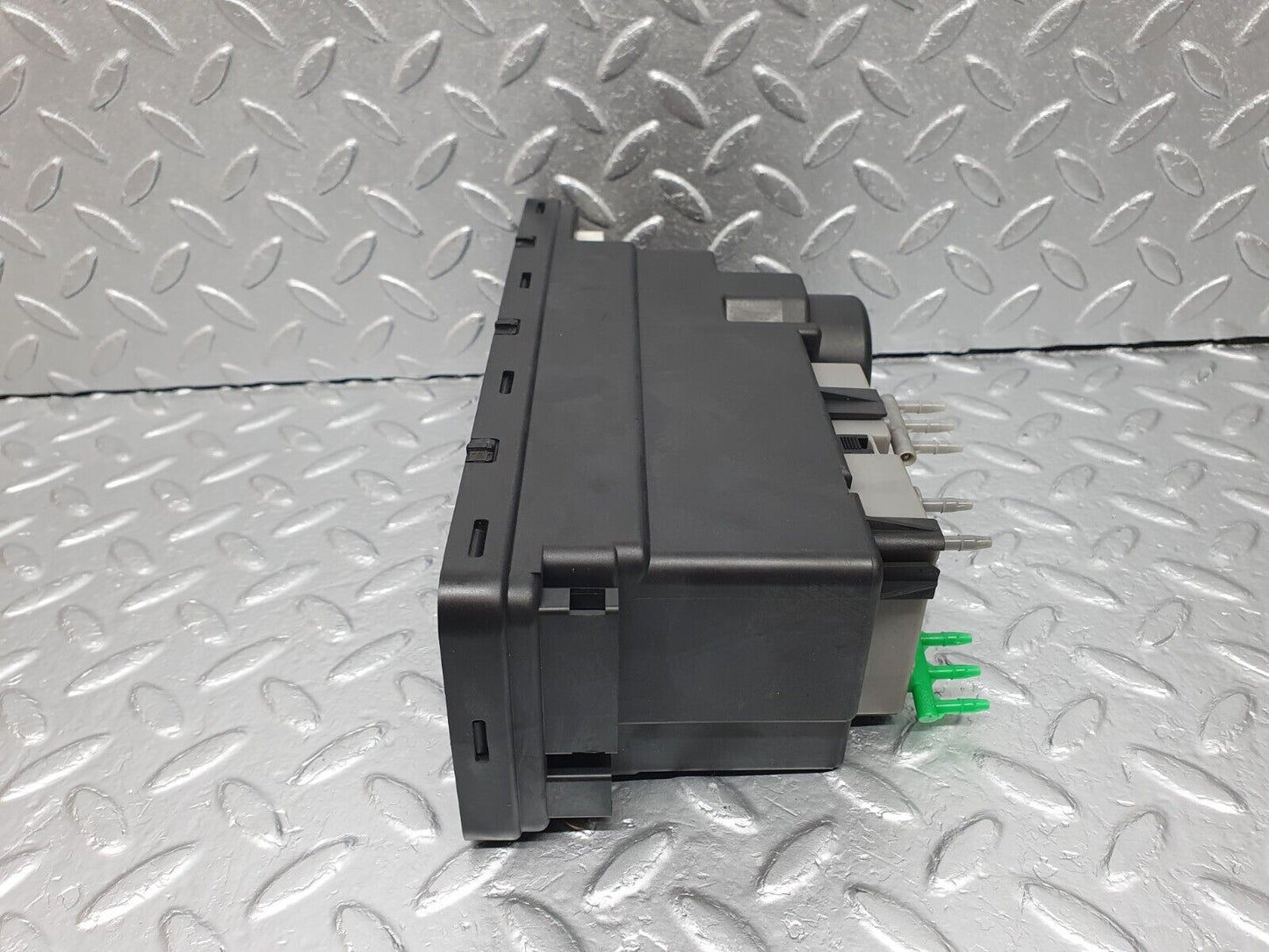 41959 Mercedes-Benz W202 C200 Central Locking Vacuum Pump Hella 2108001048