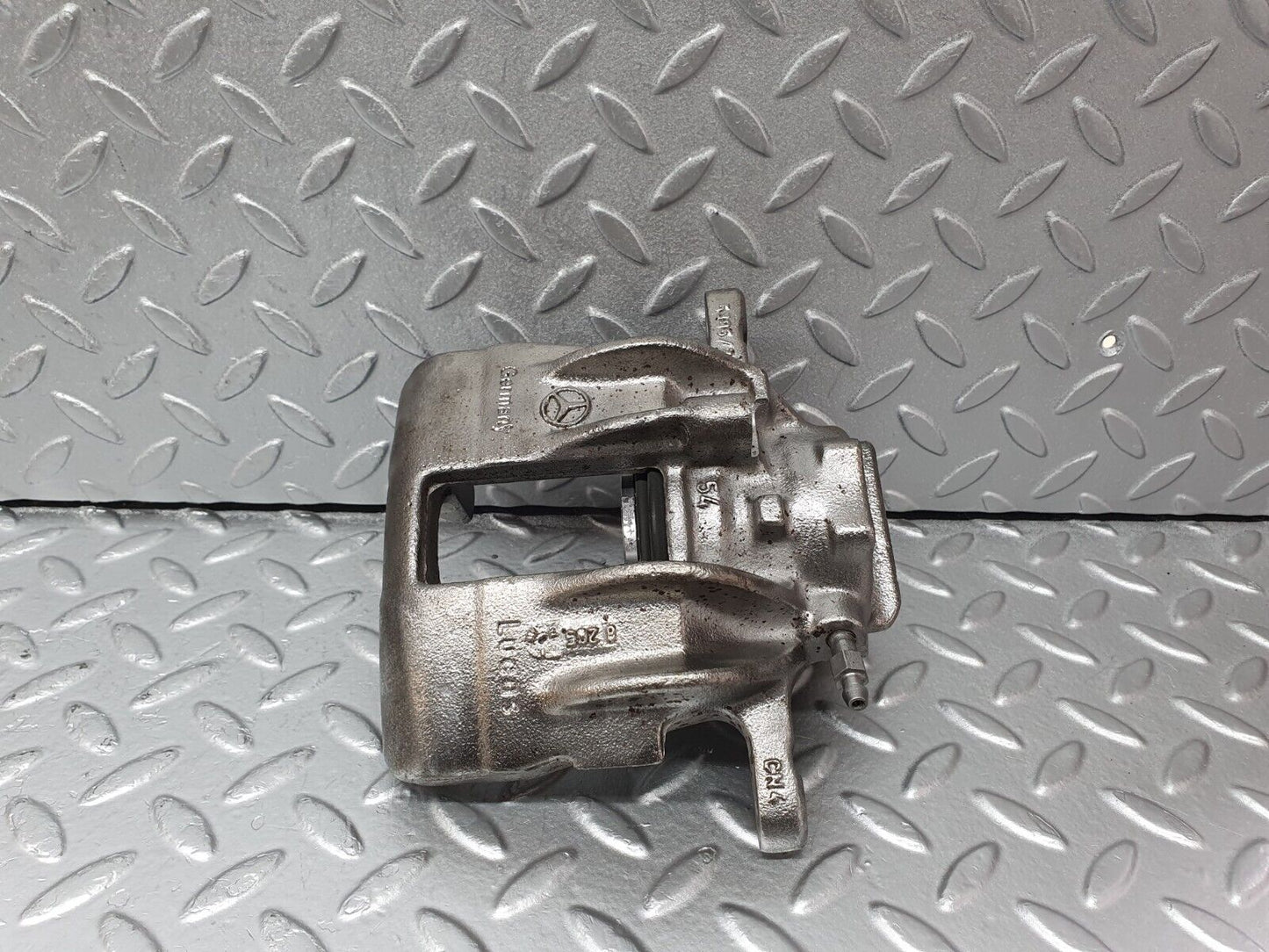 41905 Mercedes-Benz W202 C200 Front Left Brake Caliper Lucas