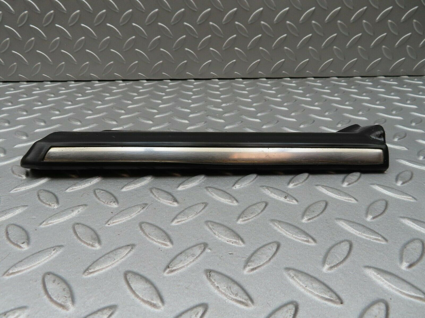 3943 Mercedes-Benz S123 200T Wagon Front Right Fender Wing Lower Trim