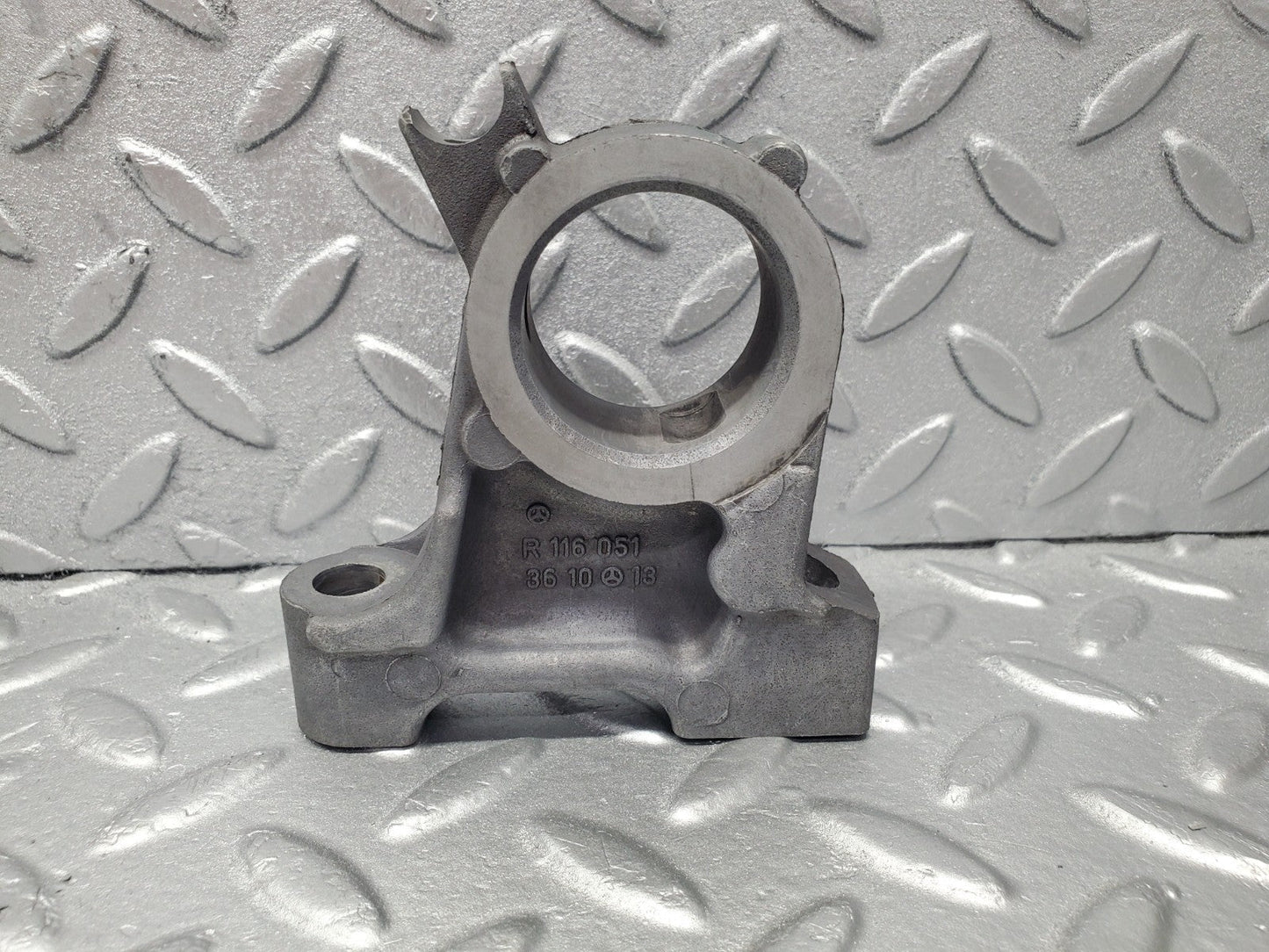 W126 Coupe camshaft tower bearing used OEM