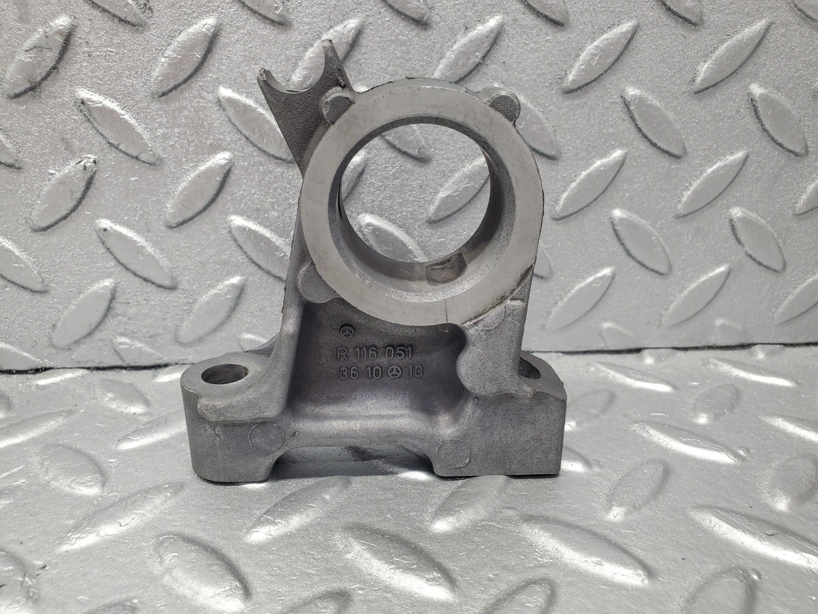 W126 Coupe camshaft tower bearing used OEM