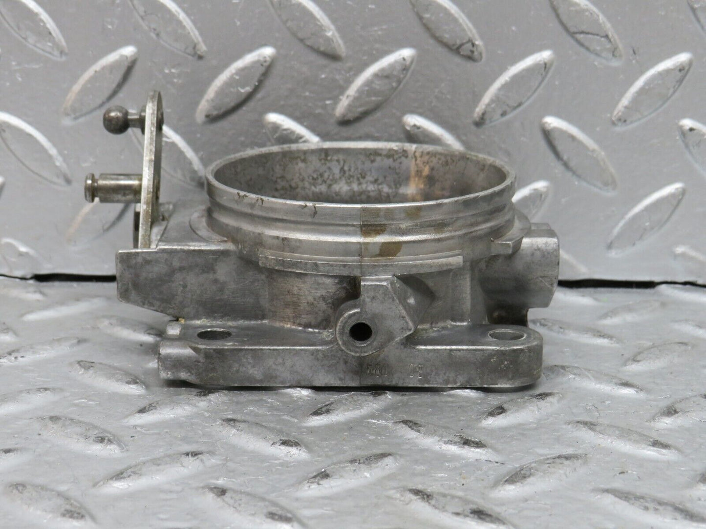 28091 Mercedes-Benz W123 280E Throttle Body Valve