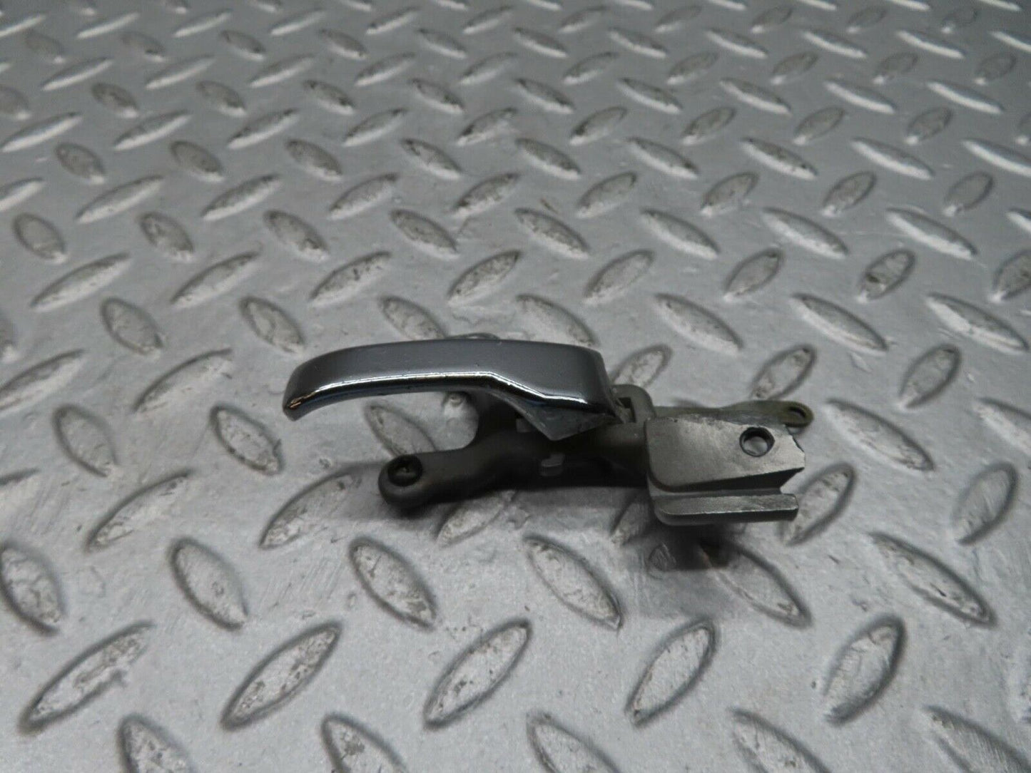 12263 Mercedes-Benz W108 280SE 3.5 Chrome Door Handle Left 1157660119