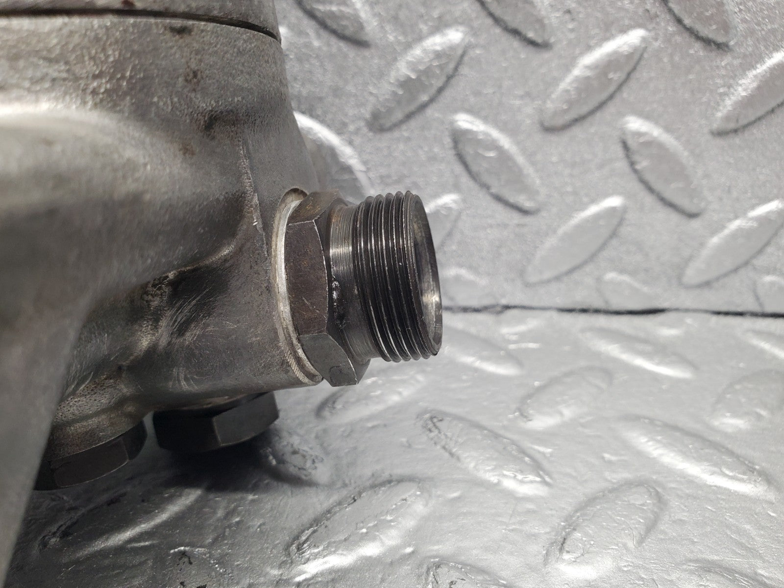 W112 oil filter housing used OEM