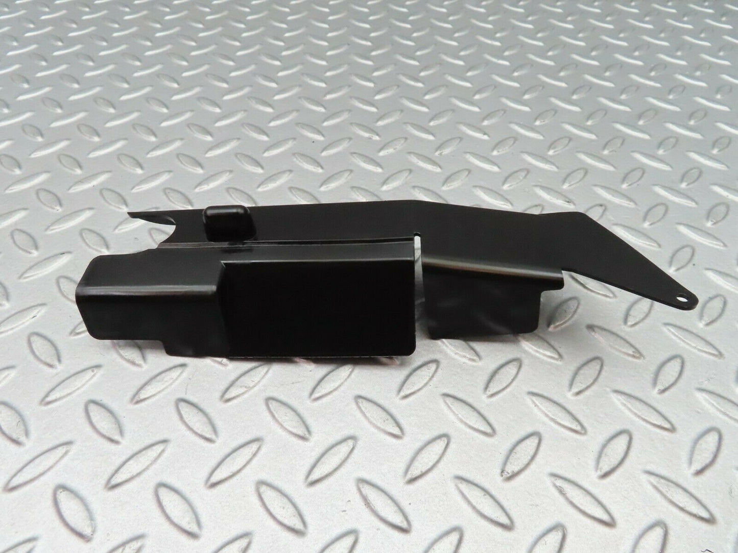 5481 Mercedes-Benz W124 230E Trunk Lid Lock Control Rod Cap 1248050541