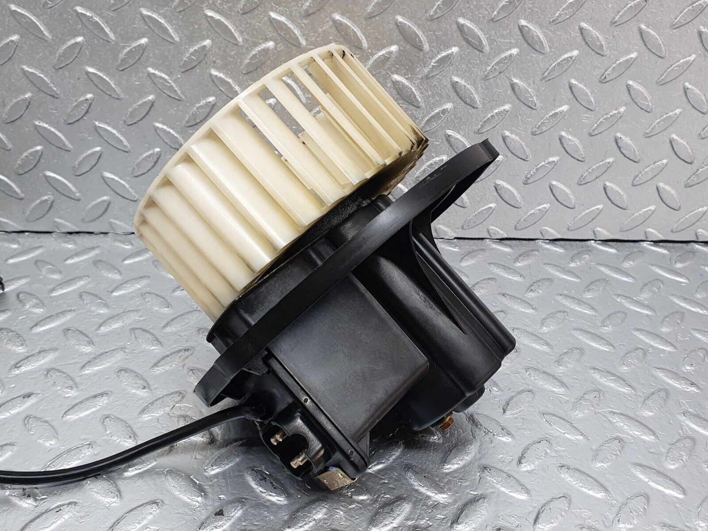 44131 Mercedes-Benz C123 230CE Coupe Heater Blower Motor