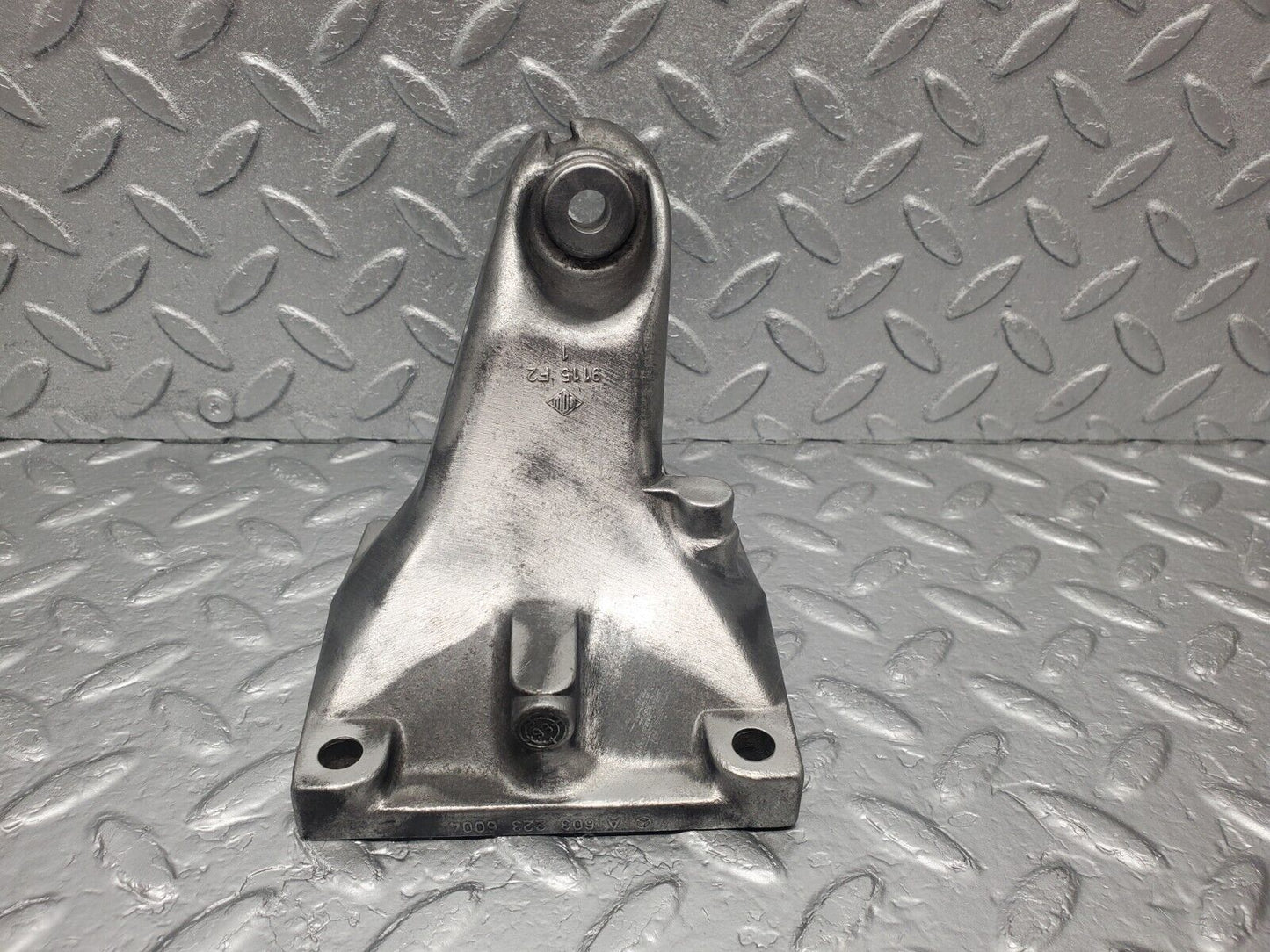 46168 Mercedes-Benz W124 280E Engine Mount Bracket Left Side 6032236004