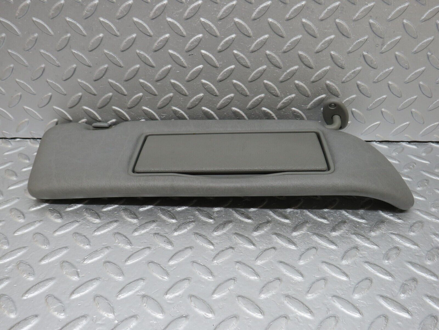 35969 Mercedes-Benz W126 420SE Sun Visor Right Side Grey